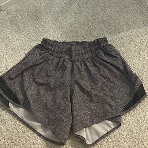 lululemon grey hotty hots